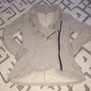 JUDE Side Zip High Low Top